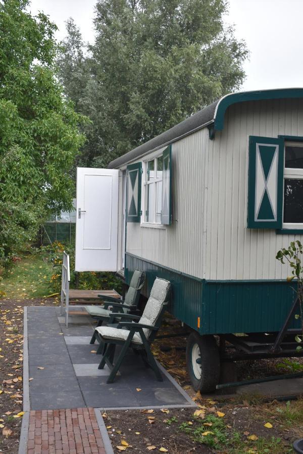 Pipowagen "Slapen By Co" Apartment Leerdam Bagian luar foto